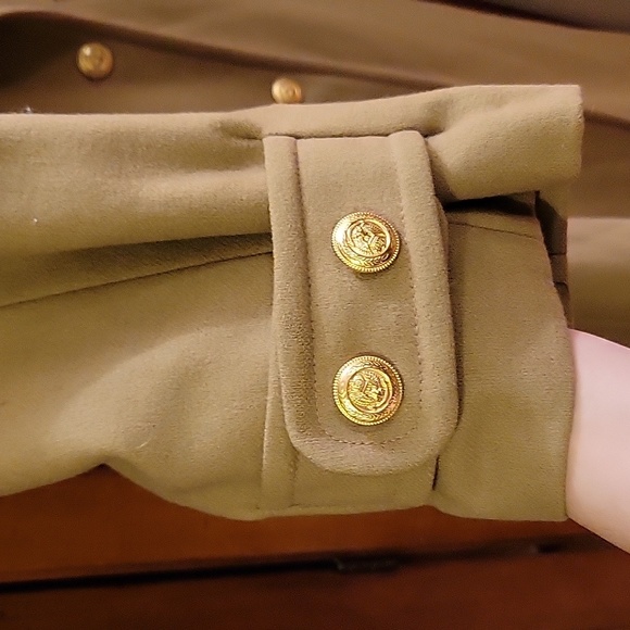 Vintage International Scene Long Tan Double Breasted Coat with Gold Buttons 7/8 - Picture 4 of 11